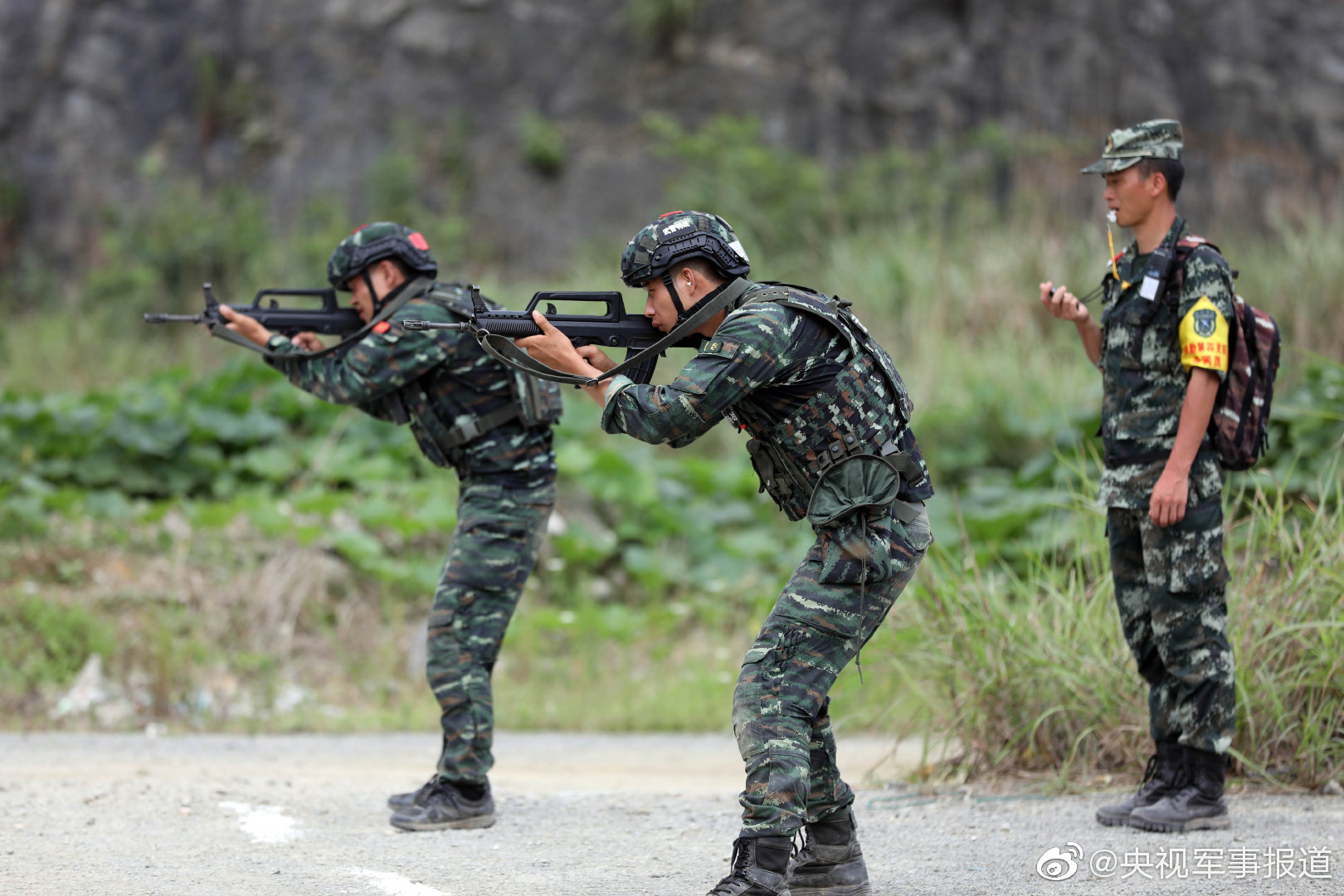 开云体育-包含跆拳道公开赛，徽州铁骑队与江汉海豚队读秒扳平，体能对抗拉满！边路成突破口的词条