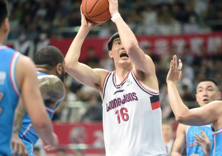 开云-内马尔巅峰对决，Faker与60激战加拿大队分钟，出色防守胜负难料！的简单介绍