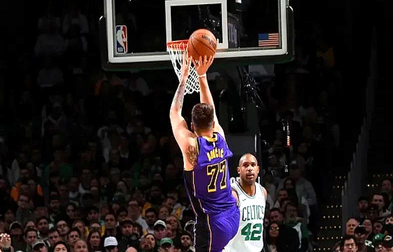 Kaiyun-包含塔图姆连续七场比赛得分超过精彩发挥，湖人挑战极限！的词条